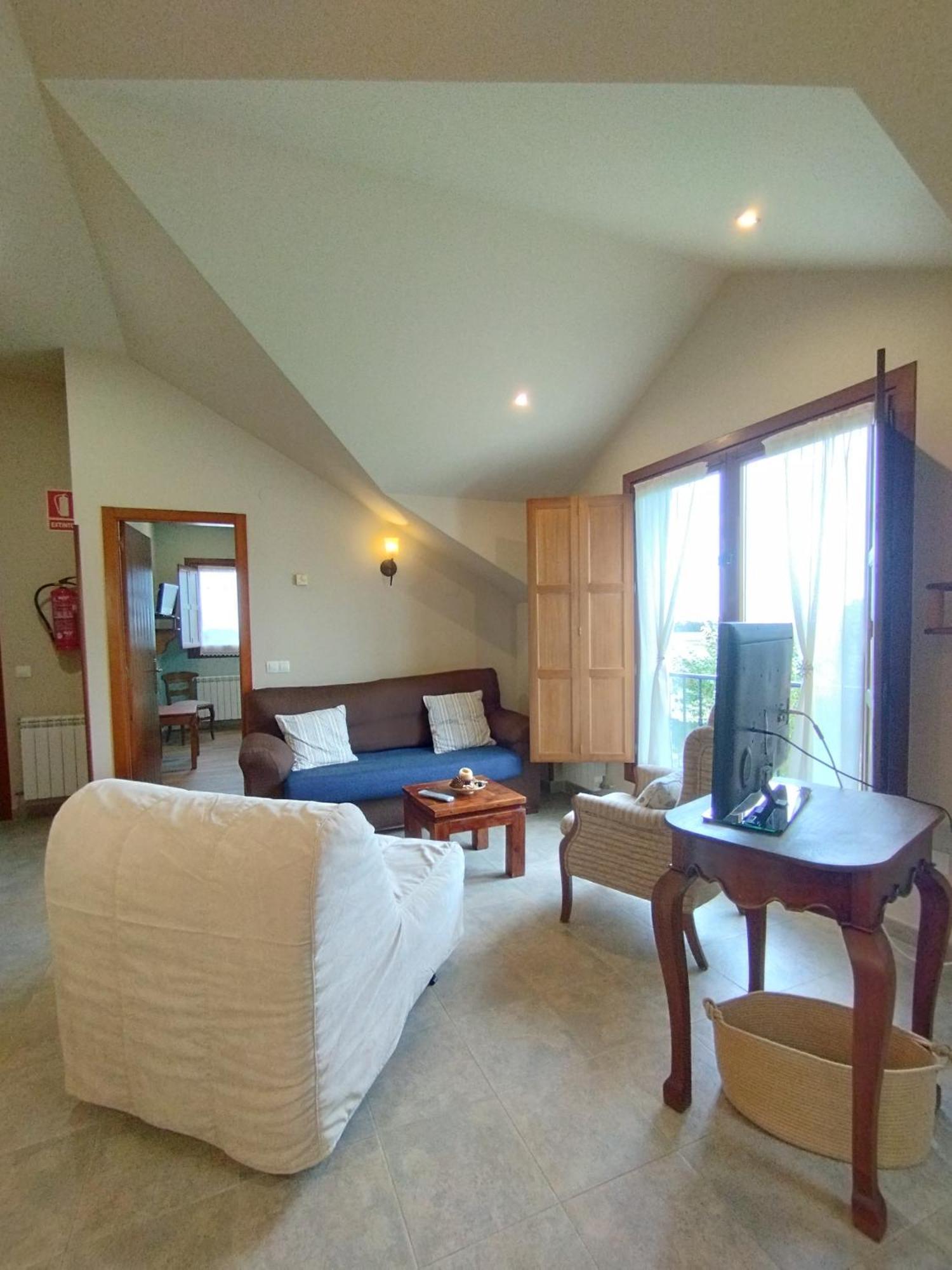 Apartamentos La Cruz De Paderne Navia Exteriér fotografie
