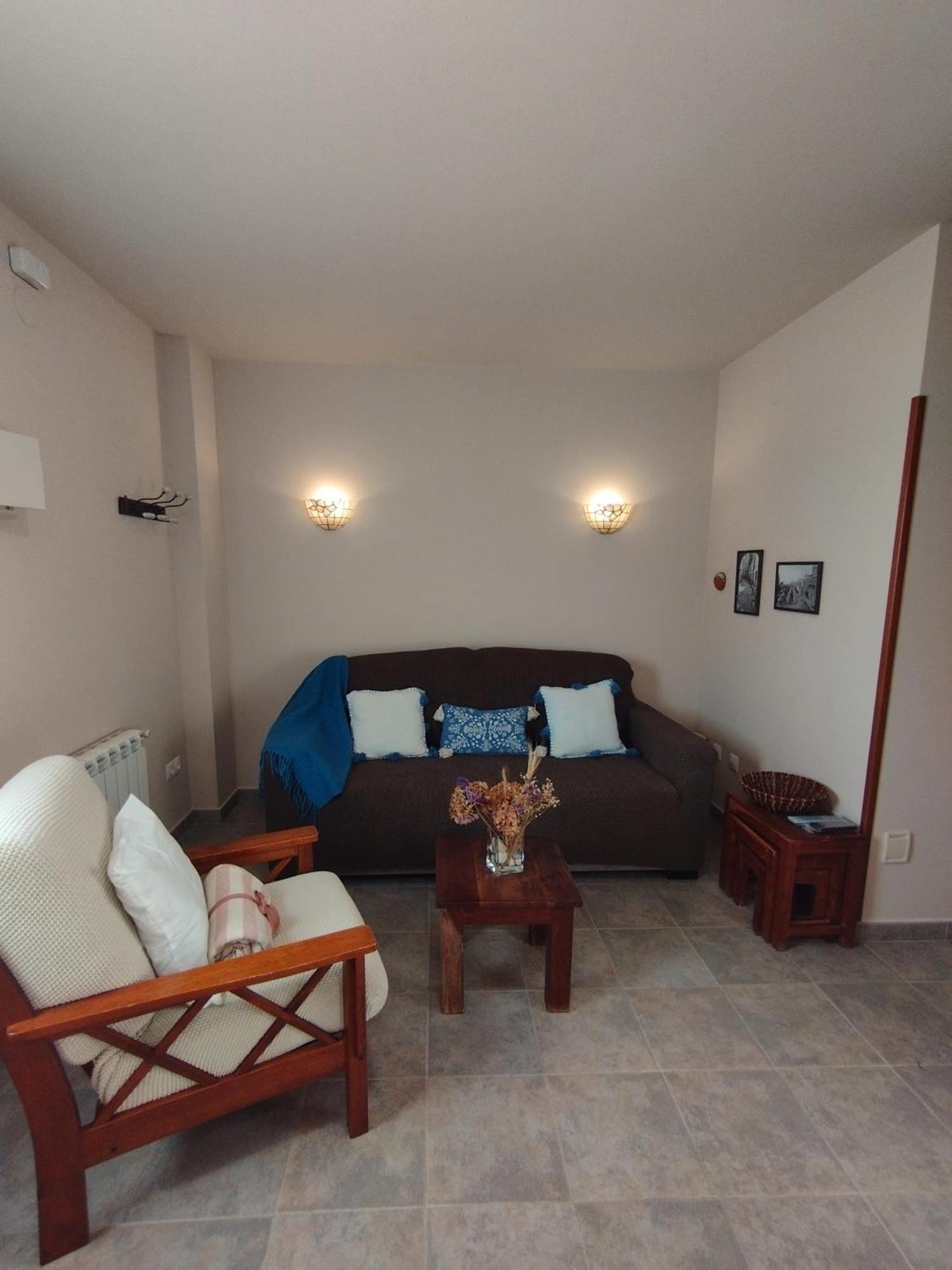 Apartamentos La Cruz De Paderne Navia Pokoj fotografie